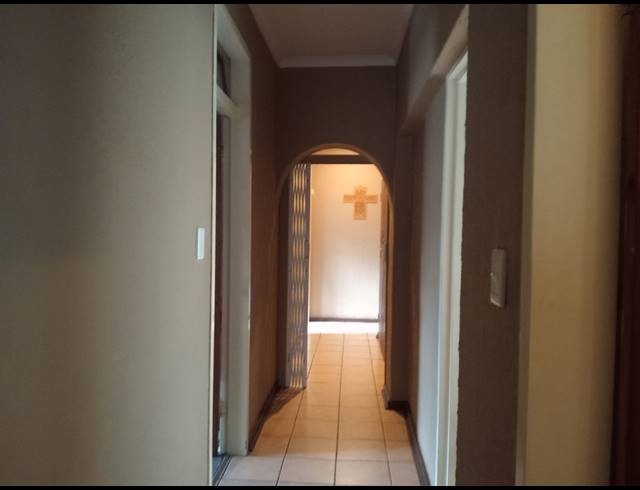 5 BEDROOM HOUSE FOR SALE IN BIRCHLEIGH